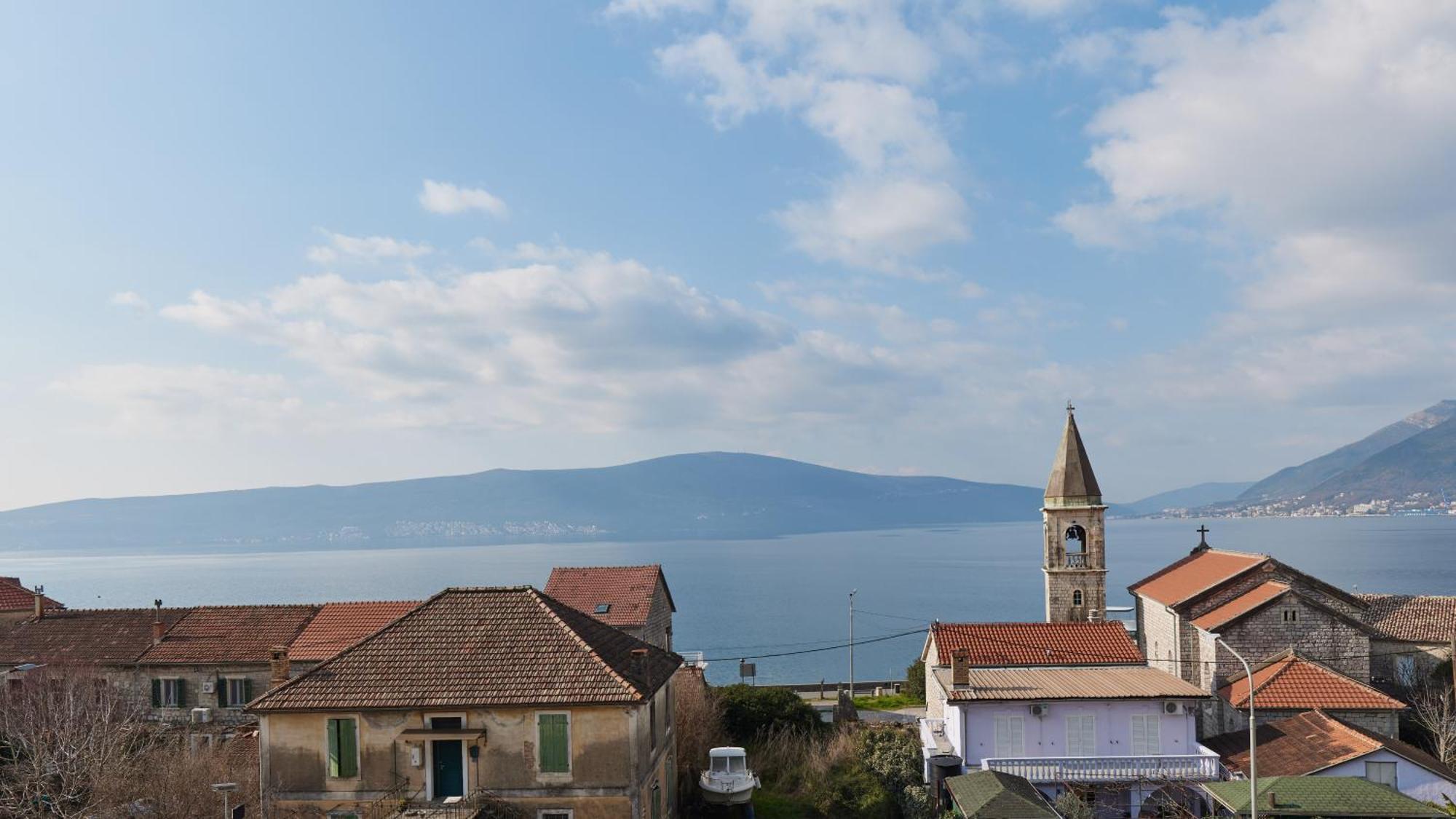 Bayview Apartments Tivat Montenegro Exterior foto